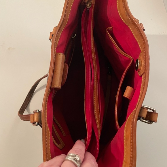 Purses. - Picture 12 of 13